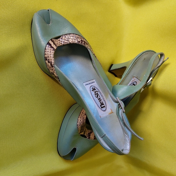 Vintage Woman Shoes by New Style Collection All Genuine Leather Made in Italy - Picture 9 of 12